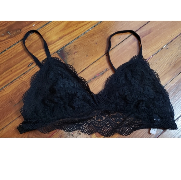 Ambrielle XL Black Unpadded Elastic Lace Bralette - Picture 4 of 5